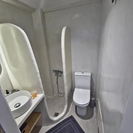 Trouhalos Apartman