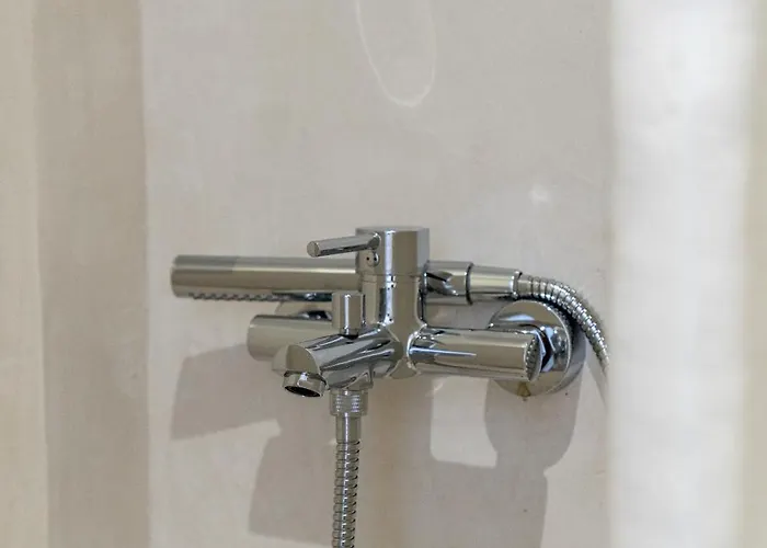 アパート Trouhalos リバディオン